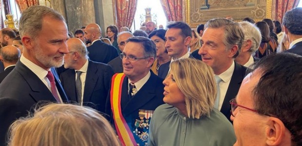 La alcaldesa de Cartagena asiste a la recepción de los Reyes en el Palacio Real por el Día de la Fiesta Nacional