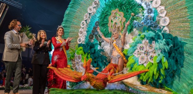 Virginia Villada ya reina en el Carnaval de Cartagena