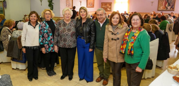 Los mayores de El Albujón celebran su tradicional almuerzo, previo al Carnaval de Mayores