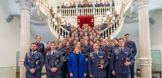 Más de medio centenar de alumnos de la AGA visitan Cartagena