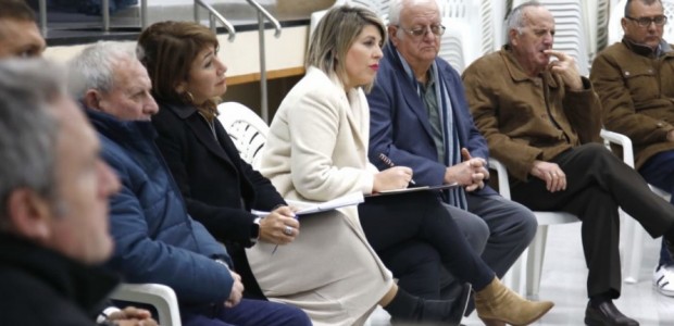 El Ayuntamiento asfaltará las calles Amatista y Madre Perla, las más largas de la Urbanización Mediterráneo