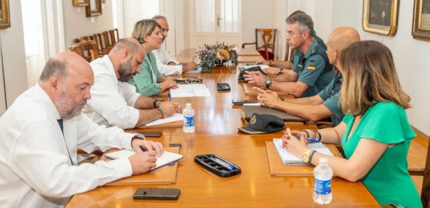 El servicio municipal de vivienda de Cartagena facilita 25 casas a las familias de la Guardia Civil desalojadas