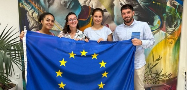 Tres jóvenes hacen voluntariado europeo en Cartagena