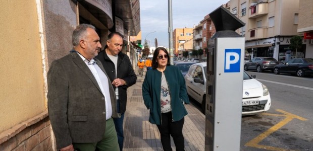 Este martes se ponen en marcha la ORA y el aparcamiento disuasorio en Los Dolores