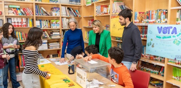 Los colegios e institutos comienzan a decidir en qué invertir 220.000 euros de los presupuestos participativos