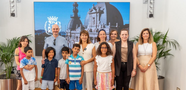 Cinco niños saharauis han disfrutado este verano de su estancia en Cartagena con familias de acogida