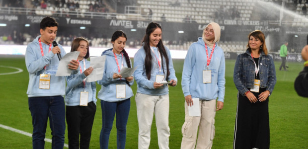 El Consejo Municipal de Infancia y Adolescencia lleva la voz de los niños cartageneros hasta el Cartagonova al partido Cartagena-Huesca